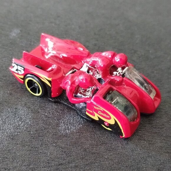 2015 Hot Wheels Side Ripper Mattel - Picture 2 of 8
